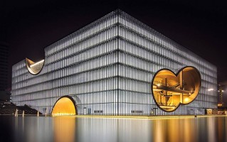 上海罗曼照明科技股份有限公司 罗曼股份上交所上市：市值36亿 孙建鸣家族色彩明显
