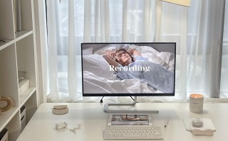 书桌布置科技 靠窗书桌怎么做，才能既好看又实用？分享一些实际案例！